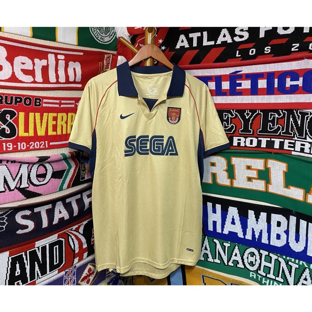 Arsenal | Men’s Large “Sega” Retro Jersey - Picture 6 of 7